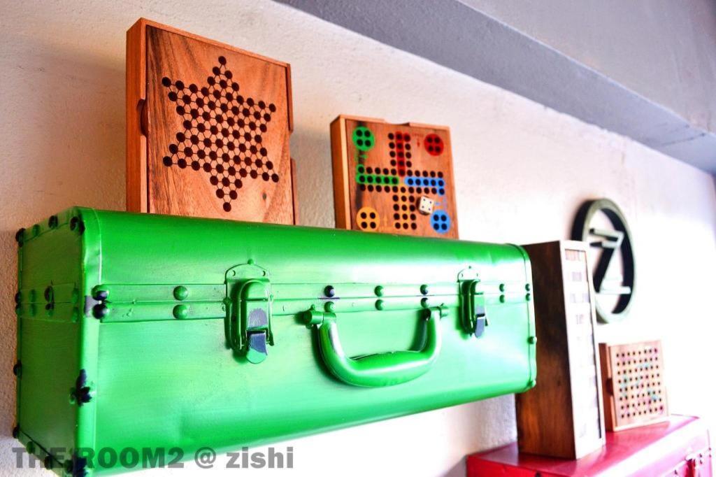 THE ROOM2 @ zishi Kota Bharu Buitenkant foto