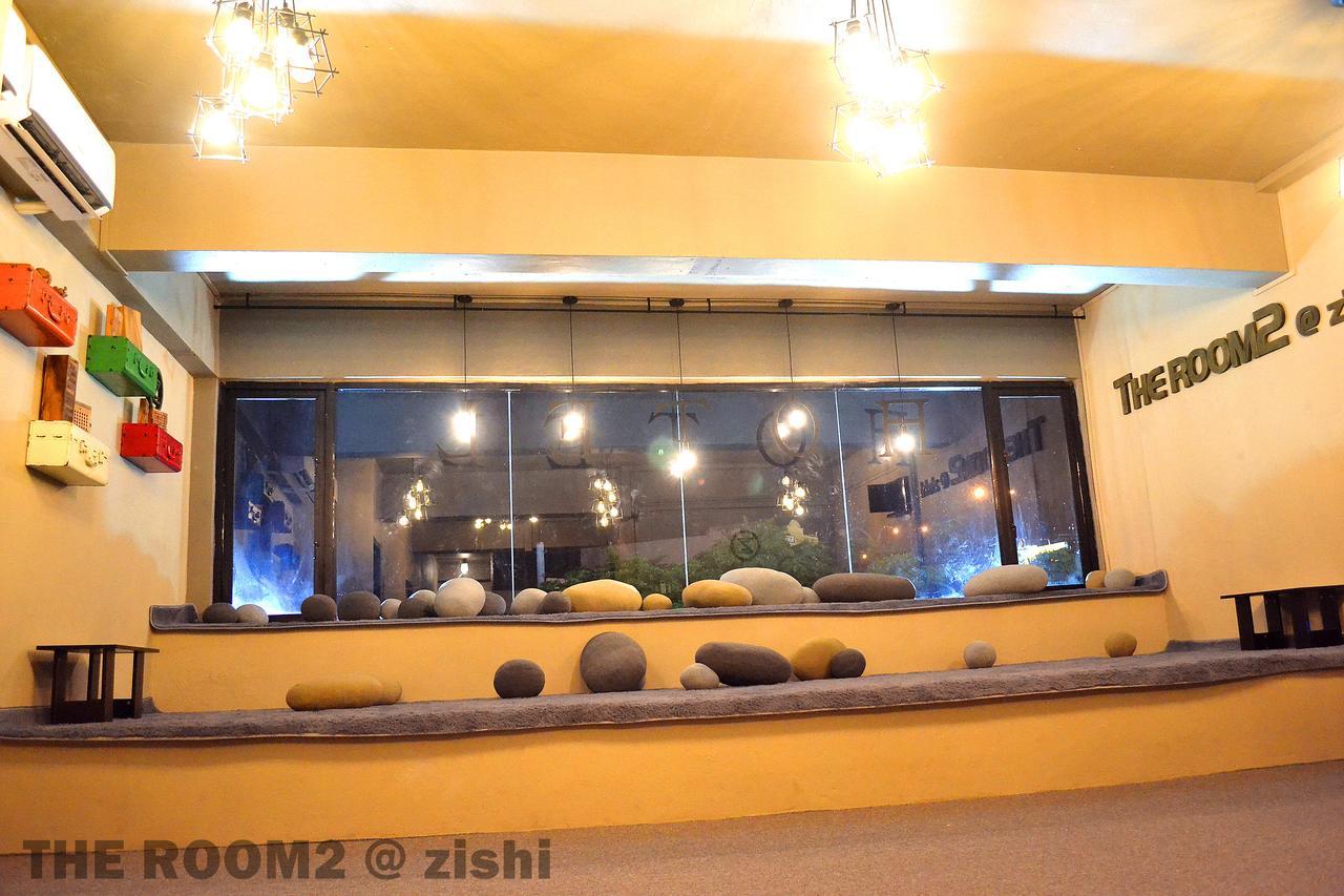 THE ROOM2 @ zishi Kota Bharu Buitenkant foto